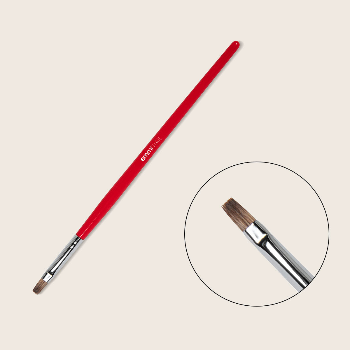 Emmi-Nail GenerationRed Pinsel Gr. 4 Gerade