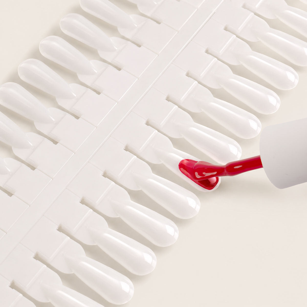 Emmi-Nail presentation displays