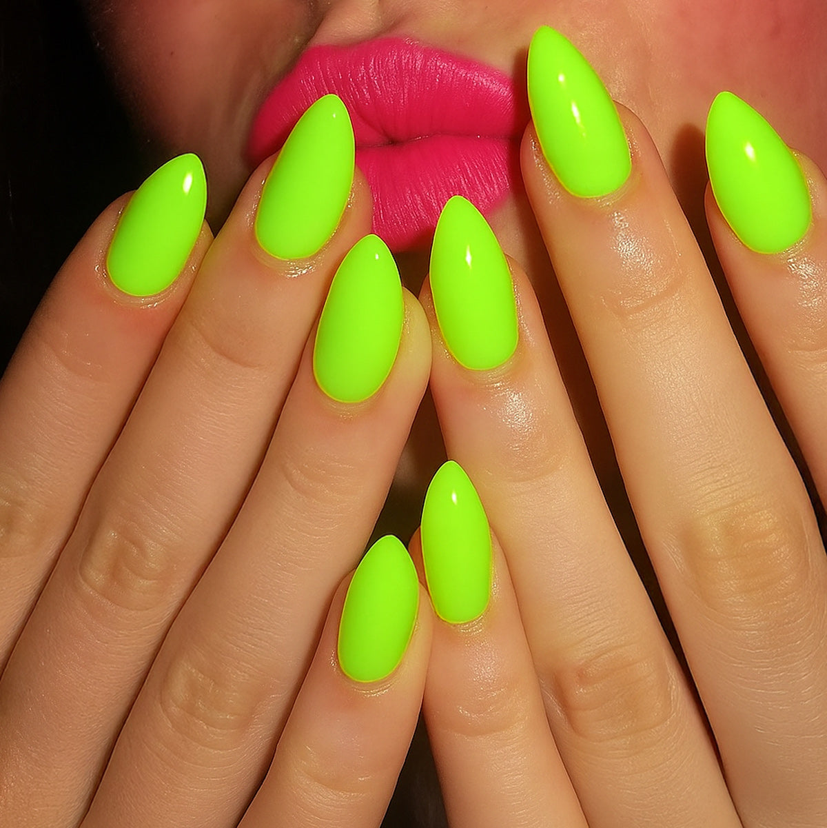 Shellac UV Polish Neon Kiwi 15ml -L406-