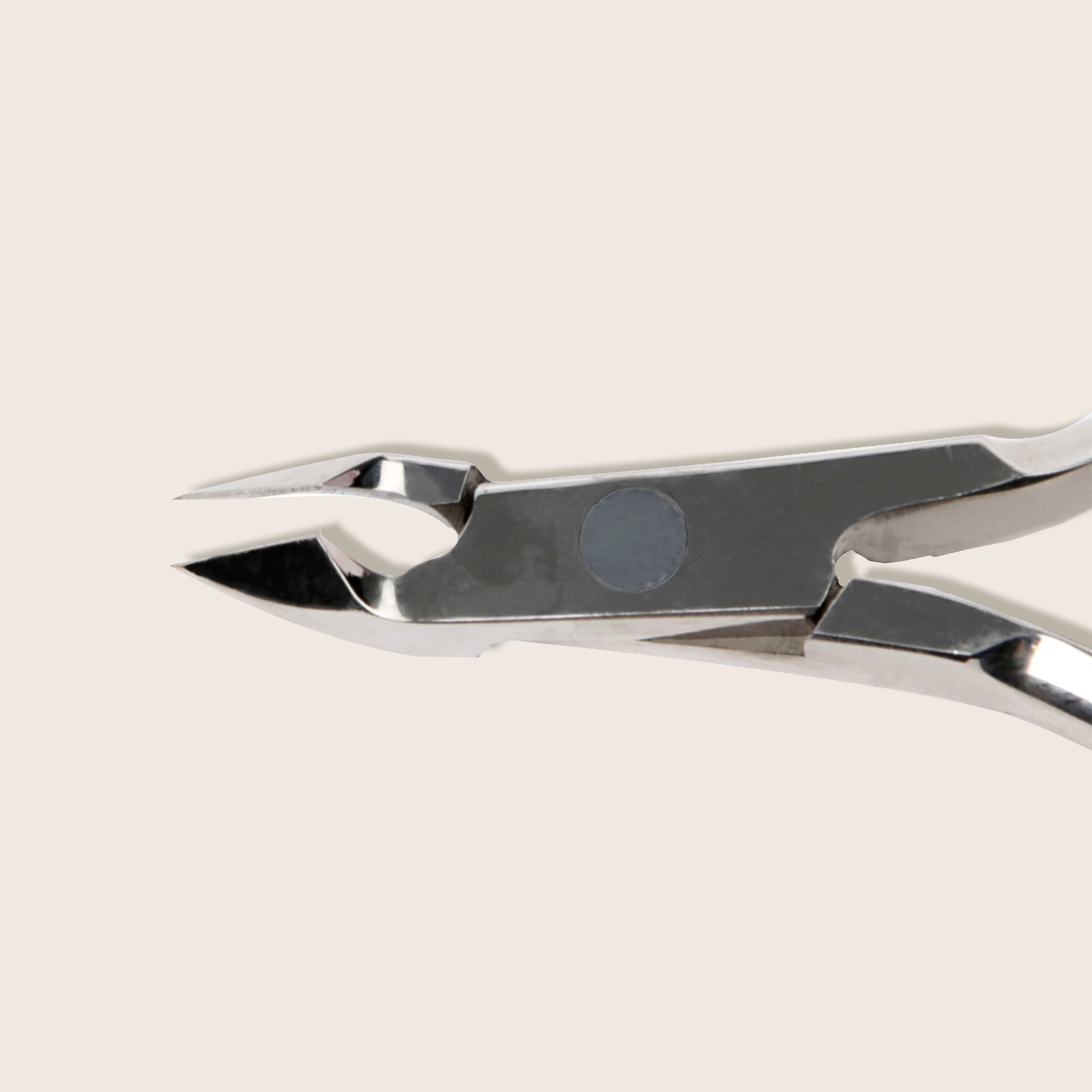 Chrome-plated cuticle nippers