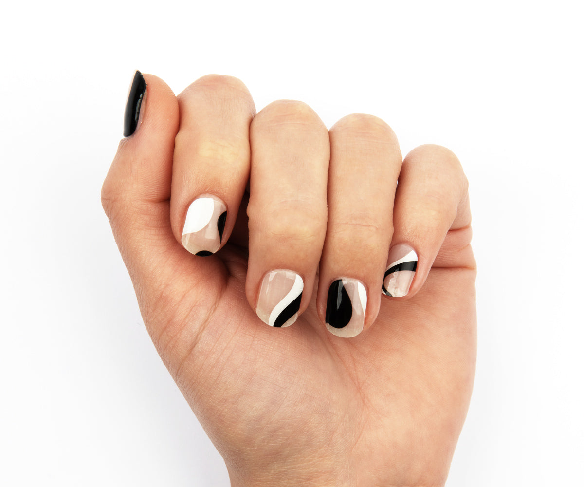 Feuilles à ongles en gel Emmi-Nail Black Waves 20 pièces.