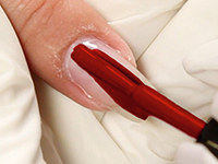 Fingernägel richtig lackieren – so gelingt die Nagelpflege